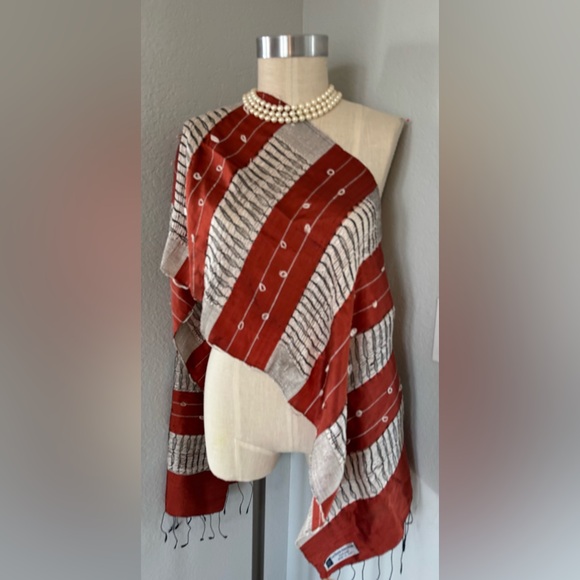 100% Silk Handmade in Laos Scarf 68”x15” - Picture 6 of 6